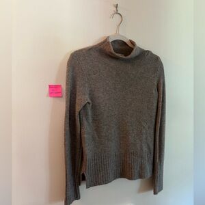 Madewell wool sweater. Taupe.